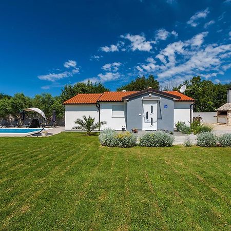 Kuca Za Odmor Lilly Villa Pula Dış mekan fotoğraf